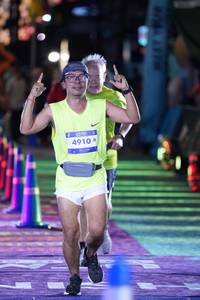 BIB: 4910
                            <button type="button" onclick="openModal(26221039)" class="btn btn-primary btn-sm float-right btn-popup" data-toggle="modal" data-target=".modal-high-quality">
                        <i class="fas fa-shopping-cart"></i> Add to Cart
                    </button>
                                            <button type="button" onclick="isThisMe(26221039, true)" class="btn btn-success btn-sm float-right btn-popup btn-isme hidden" data-toggle="tooltip" data-placement="bottom" title="นี่คือรูปของคุณใช่ไหม คลิกที่นี่เพื่อเอาเข้าอัลบั้ม">
                        <i class="fas fa-plus"></i> Add to album
                    </button>
                    <button type="button" onclick="isThisMe(26221039, false)" class="btn btn-warning btn-sm float-right btn-popup btn-isnotme hidden">
                        <i class="fas fa-ban"></i> Remove from album
                    </button>